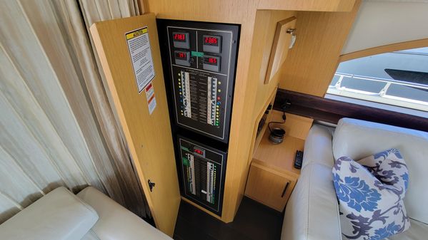 Marquis 720 image