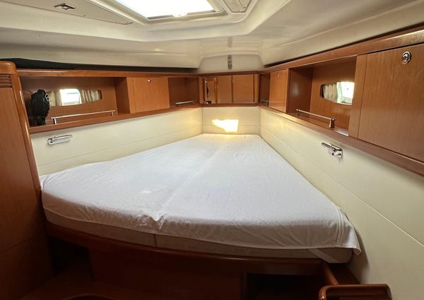 Beneteau Oceanis 46 image