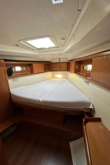 Beneteau Oceanis 46 image