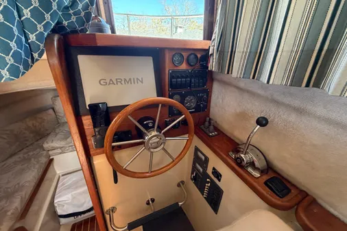 Ranger Tugs R-25 image