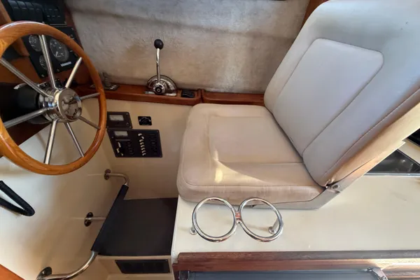 Ranger-tugs R-25 image