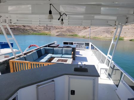 Fun-country VIP-65-HOUSEBOAT image