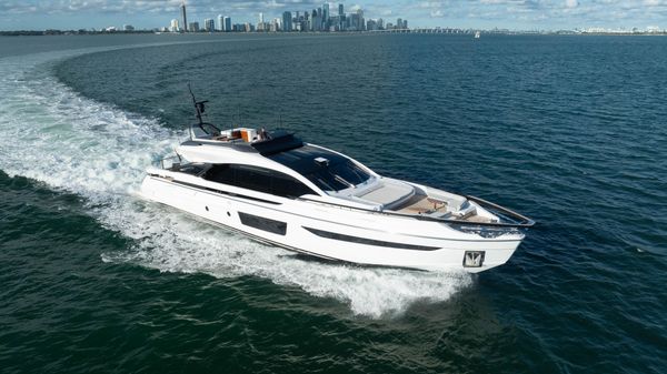 Azimut S10 