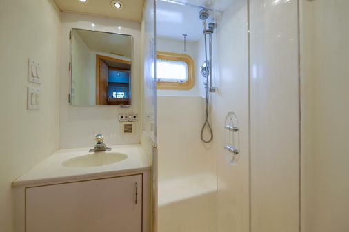 Hatteras 52 Sport Deck Motor Yacht image