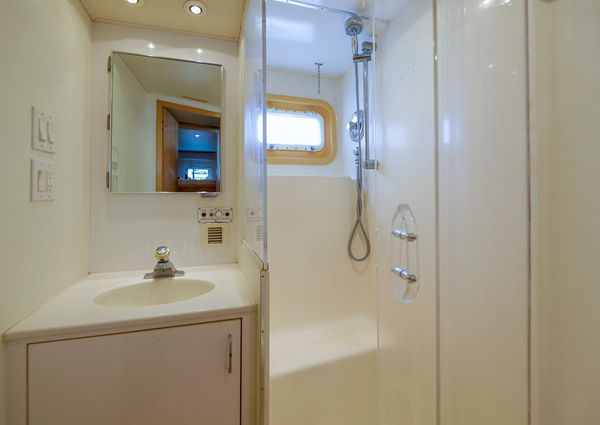 Hatteras 52 Sport Deck Motor Yacht image