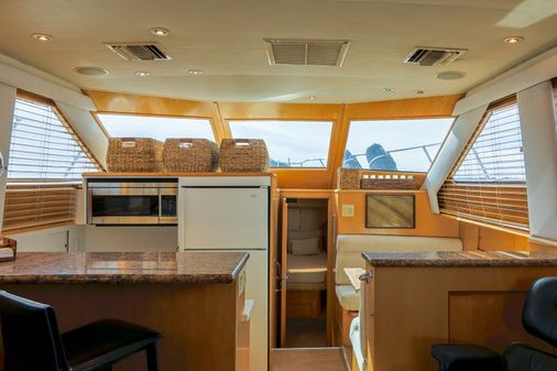 Hatteras 52 Sport Deck Motor Yacht image