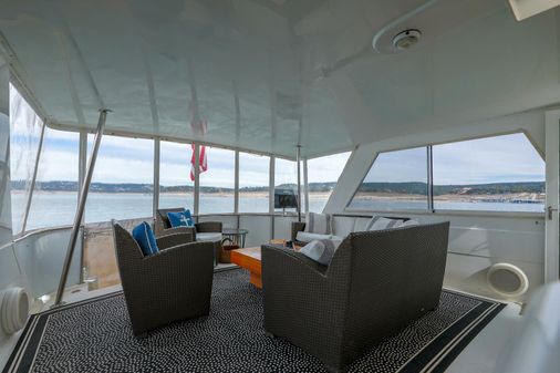 Hatteras 52 Sport Deck Motor Yacht image