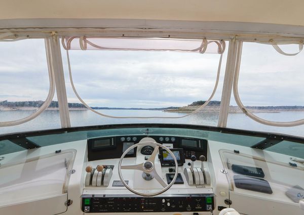 Hatteras 52 Sport Deck Motor Yacht image