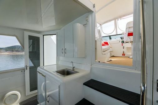 Hatteras 52 Sport Deck Motor Yacht image