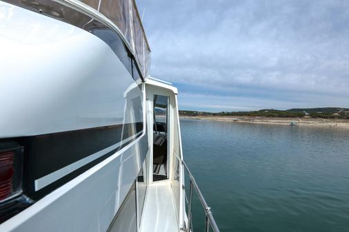 Hatteras 52 Sport Deck Motor Yacht image