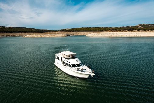 Hatteras 52 Sport Deck Motor Yacht image