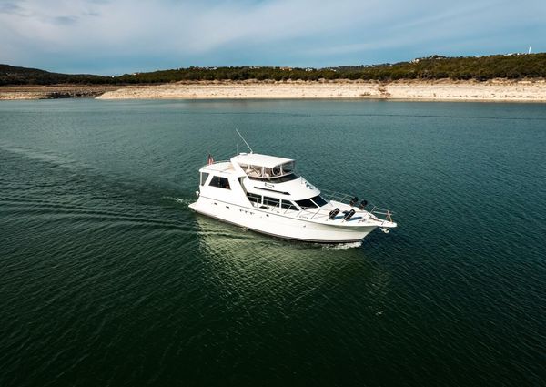 Hatteras 52 Sport Deck Motor Yacht image