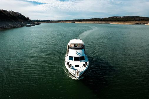 Hatteras 52 Sport Deck Motor Yacht image