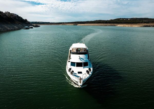 Hatteras 52 Sport Deck Motor Yacht image