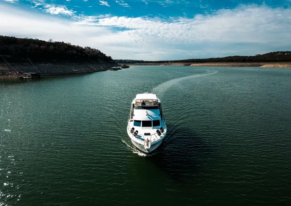 Hatteras 52 Sport Deck Motor Yacht image