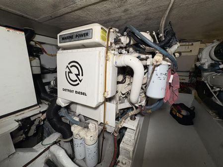 Hatteras 52 Sport Deck Motor Yacht image