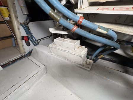 Hatteras 52 Sport Deck Motor Yacht image