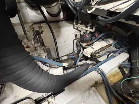 Hatteras 52 Sport Deck Motor Yacht image