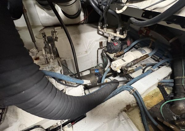 Hatteras 52 Sport Deck Motor Yacht image