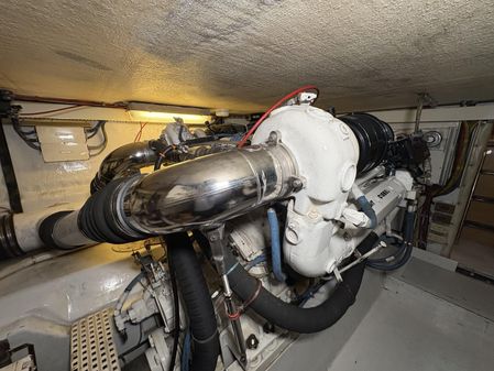 Hatteras 52 Sport Deck Motor Yacht image