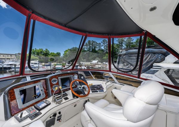 Sea Ray 420 Sedan Bridge image