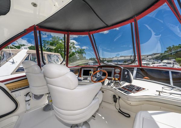 Sea Ray 420 Sedan Bridge image