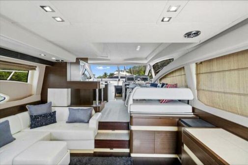 Azimut 54 Flybridge image