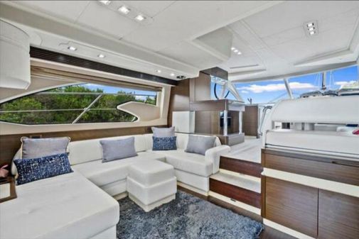 Azimut 54 Flybridge image