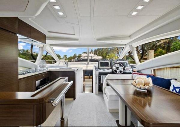 Azimut 54 Flybridge image