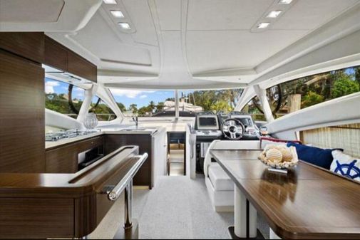 Azimut 54 Flybridge image