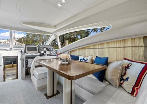 Azimut 54 Flybridge image