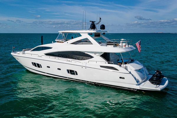 Sunseeker 88 Yacht - main image