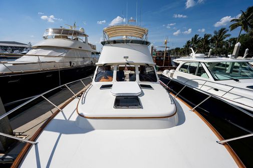 Hinckley Talaria 43 FB image