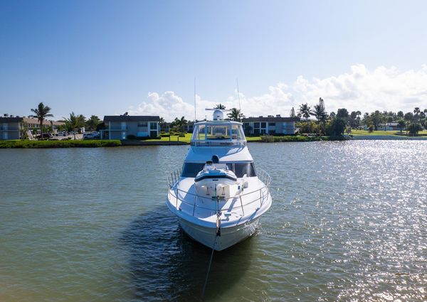 Sea Ray 560 Sedan Bridge image