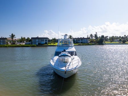 Sea Ray 560 Sedan Bridge image