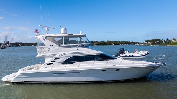 Sea Ray 560 Sedan Bridge