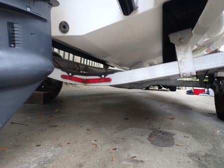 Robalo R180 Center Console image