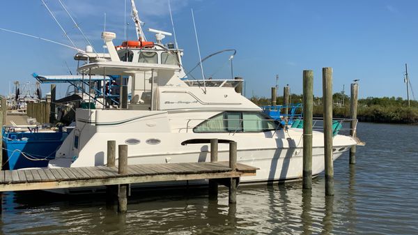 Sea Ray 370 Aft Cabin