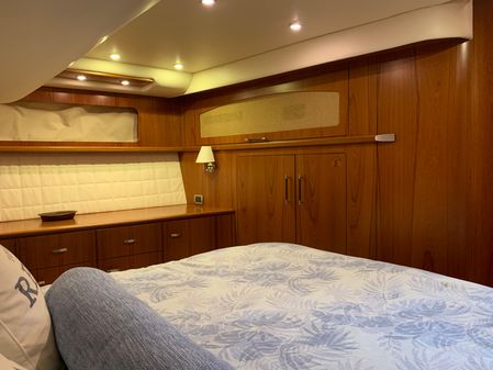 Tiara Yachts 5800 Sovran image