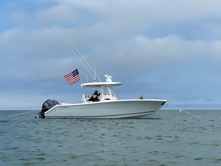 Cobia 280 Center Console image