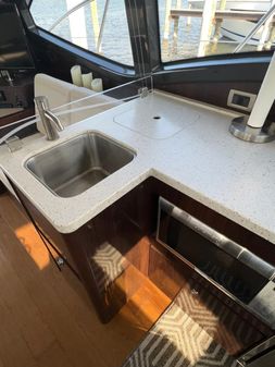 Sea Ray 400 Sundancer image