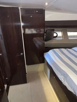 Sea Ray 400 Sundancer image