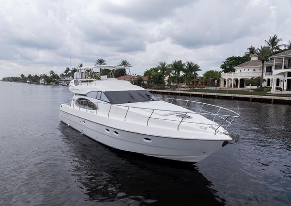 Azimut 58 image