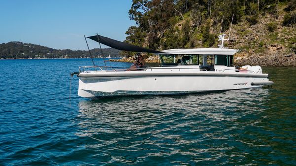 Axopar 37 XC CROSS CABIN