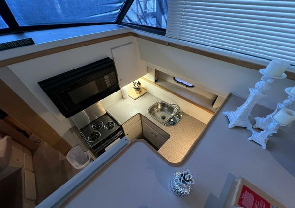 Carver 440 Aft Cabin Motor Yacht image