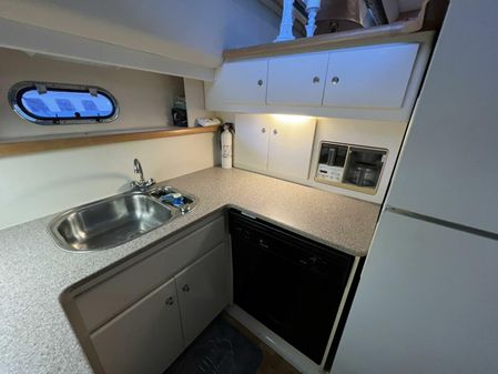 Carver 440 Aft Cabin Motor Yacht image