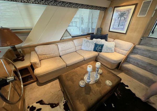 Carver 440 Aft Cabin Motor Yacht image