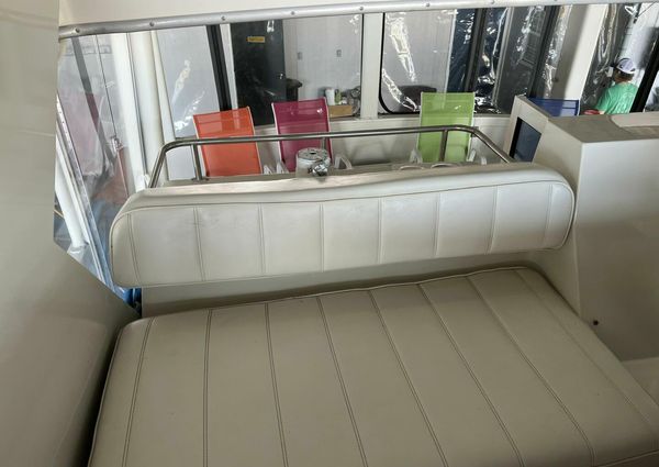 Carver 440 Aft Cabin Motor Yacht image