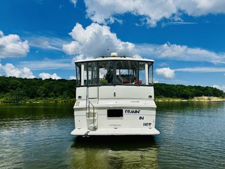 Carver 440 Aft Cabin Motor Yacht image