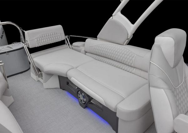 Avalon EXCALIBUR-LTD-QUAD-LOUNGE image